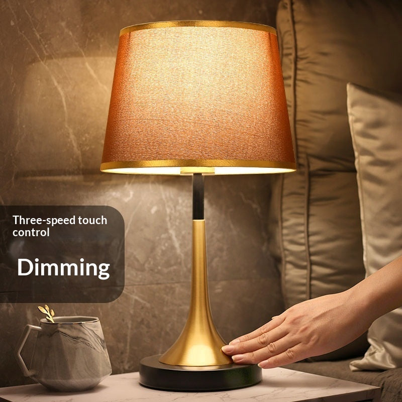 Modern Touch Sensor Dimming Luxury Living Room Simple Nordic LED Table Lamp Creative Simplicity Cloth Desk Light Indoor  Decorative Table Lamp Cute Study Lamps for Bedroom Décor