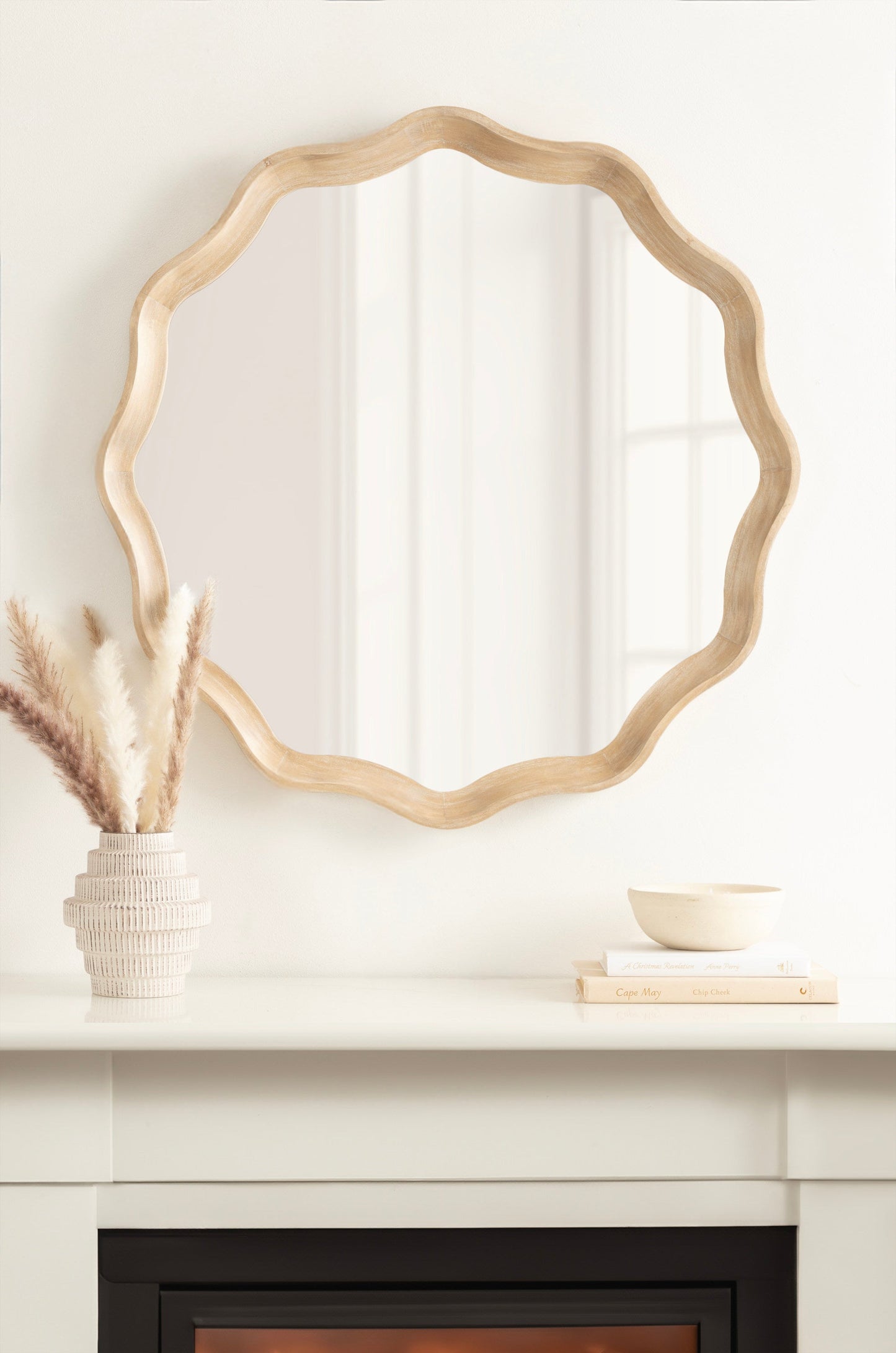 Hatherleigh Round Scallop Mirror