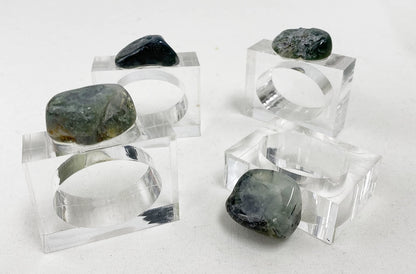 Fennco Styles Natural Stone Napkin Rings, Set of 4 - Natural Rock Napkin Holders for Home Décor, Dining Table, Banquet, Everyday Use and Special Occasion