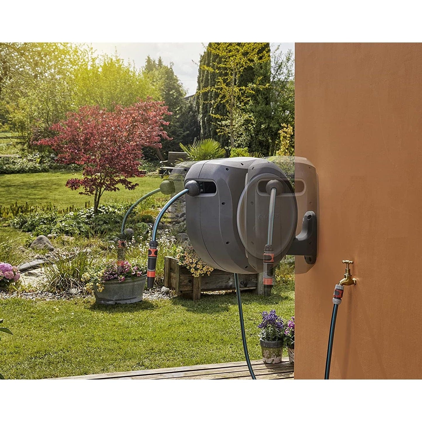 Retractable Hose Reel RollUp 75 ft. Auto retracting & ready-to-use