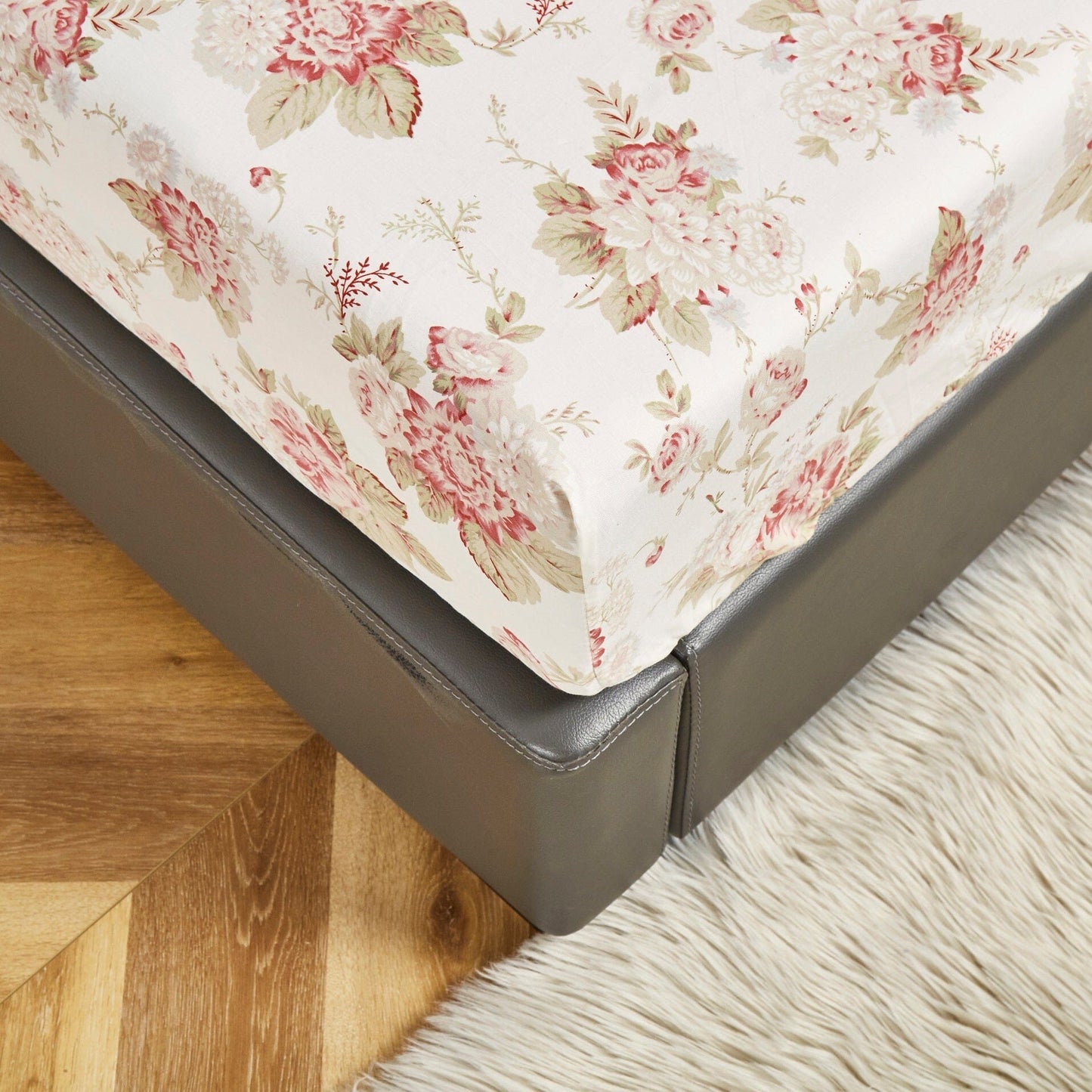 DaDa Bedding Hint of Mint Floral Cotton Fitted Sheet Set