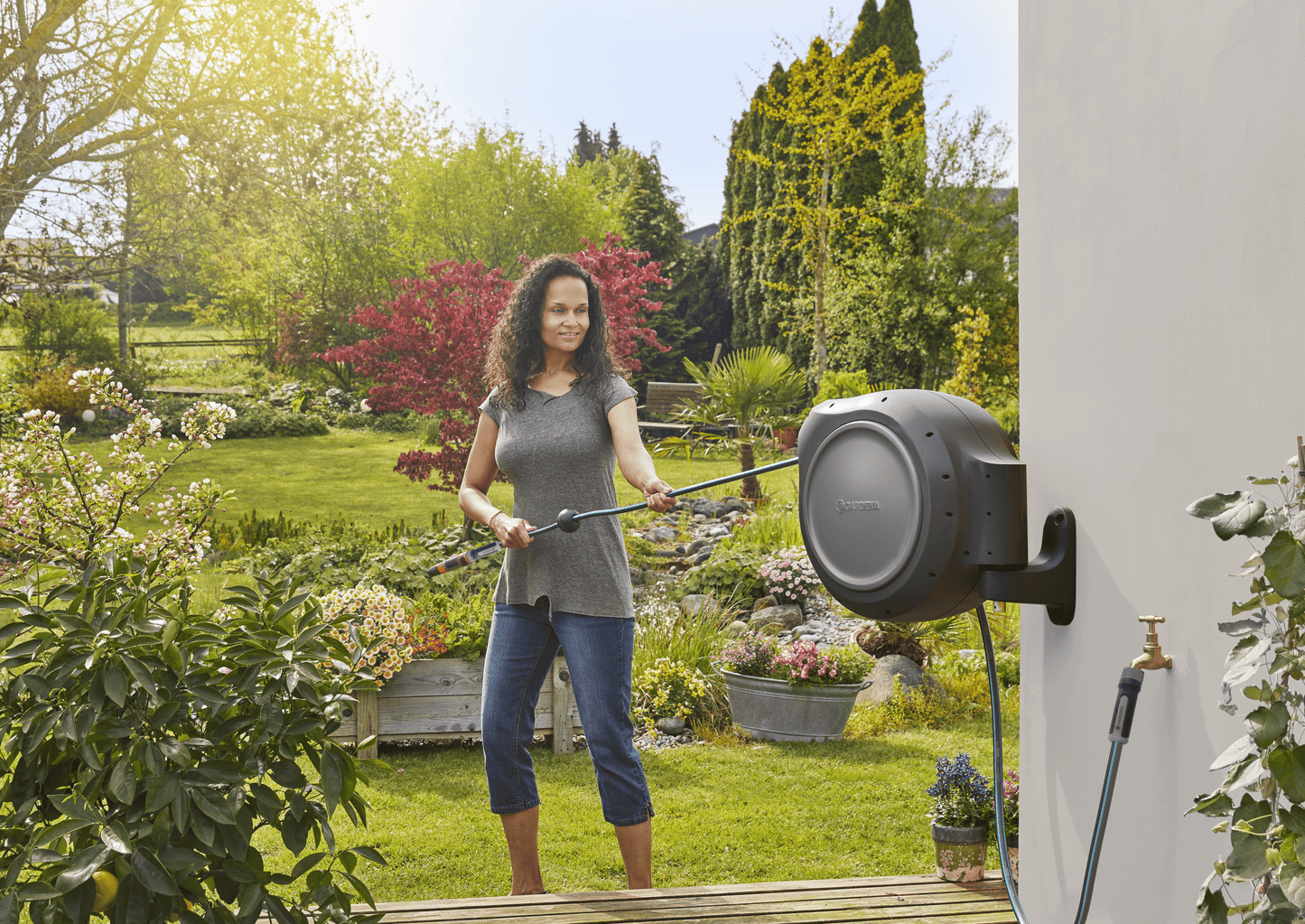 Retractable Hose Reel RollUp 50 ft. Auto retracting & ready-to-use