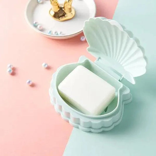 Creative Portable Shell Shape Soap Box Bathroom Drain Soap Holder Travel Soap Protect Case Bathroom Accessories Soap Dish Container with Lid with Drainer Seashell Soap Box Portable Soap Bar Holder Soap Tray Soap Saver Box Case For Home Travel